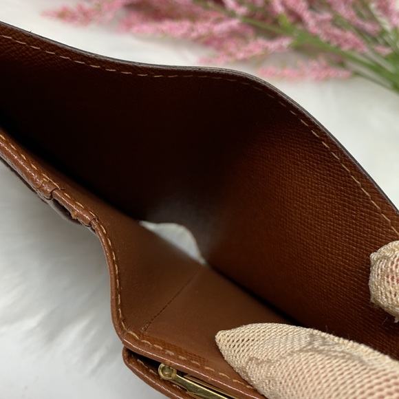 067 Authentic Louis Vuitton Monogram Kiss Lock Wallet Datecode: SB1005 - Picture 11 of 12